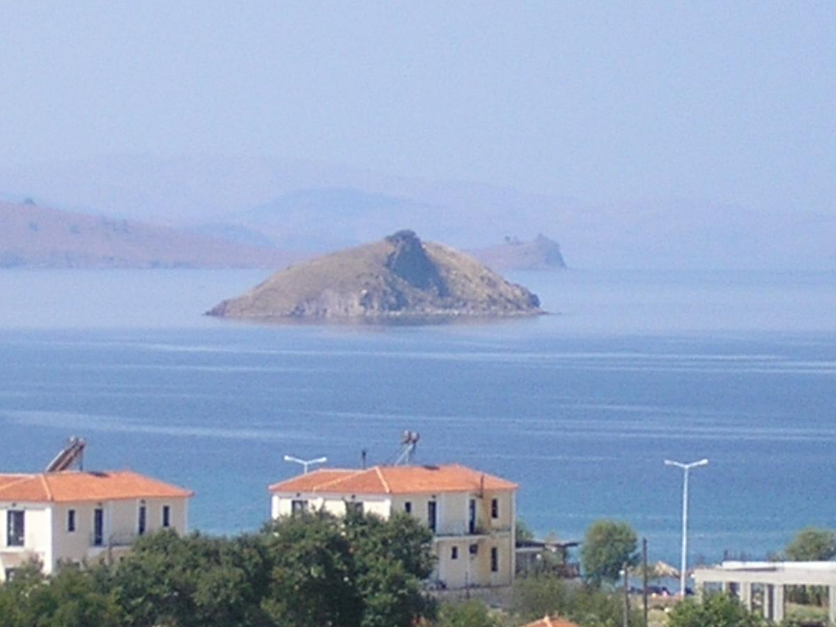 Troyan Hill Apartments Petra (Lesbos) Exterior foto